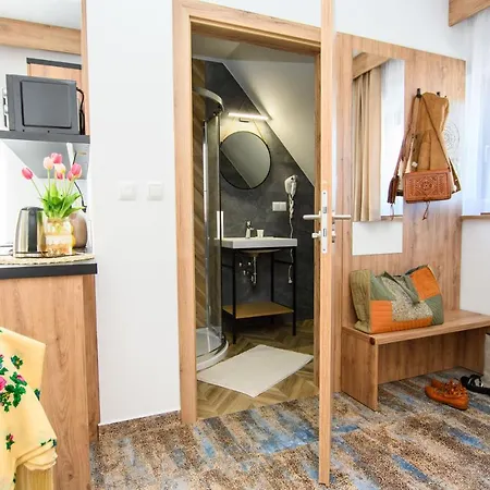 Maryna Bor Guest house